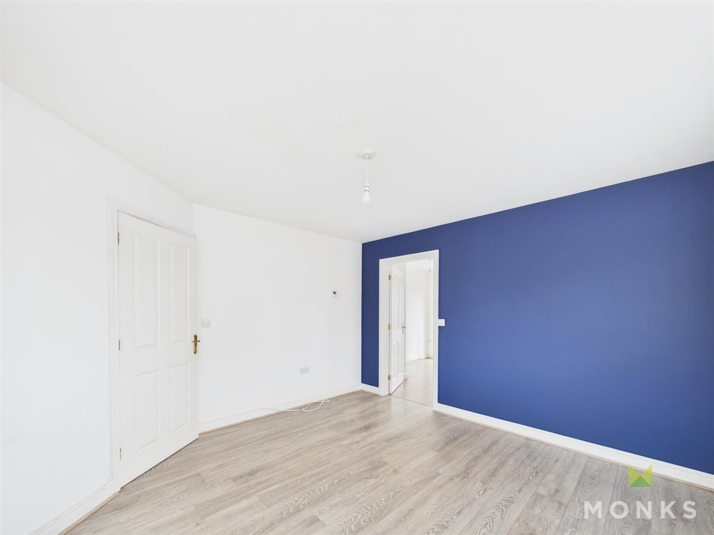 11 Harvey Gardens, Shrewsbury, SY2 5TG For Sale